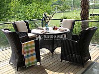 铝编藤圆餐桌CA1550T2